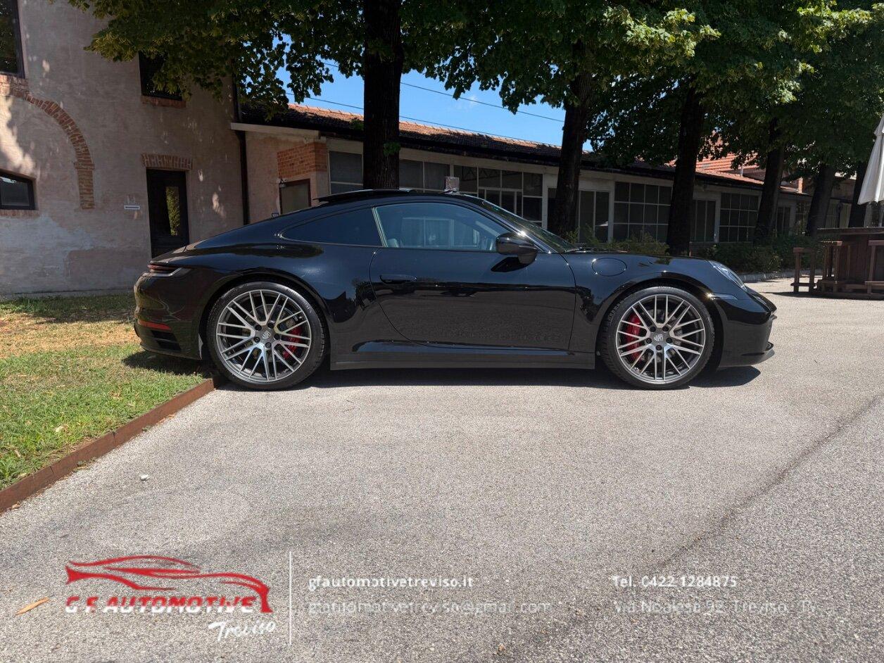 Porsche 911 Coupe 3.0 Carrera 4S auto
