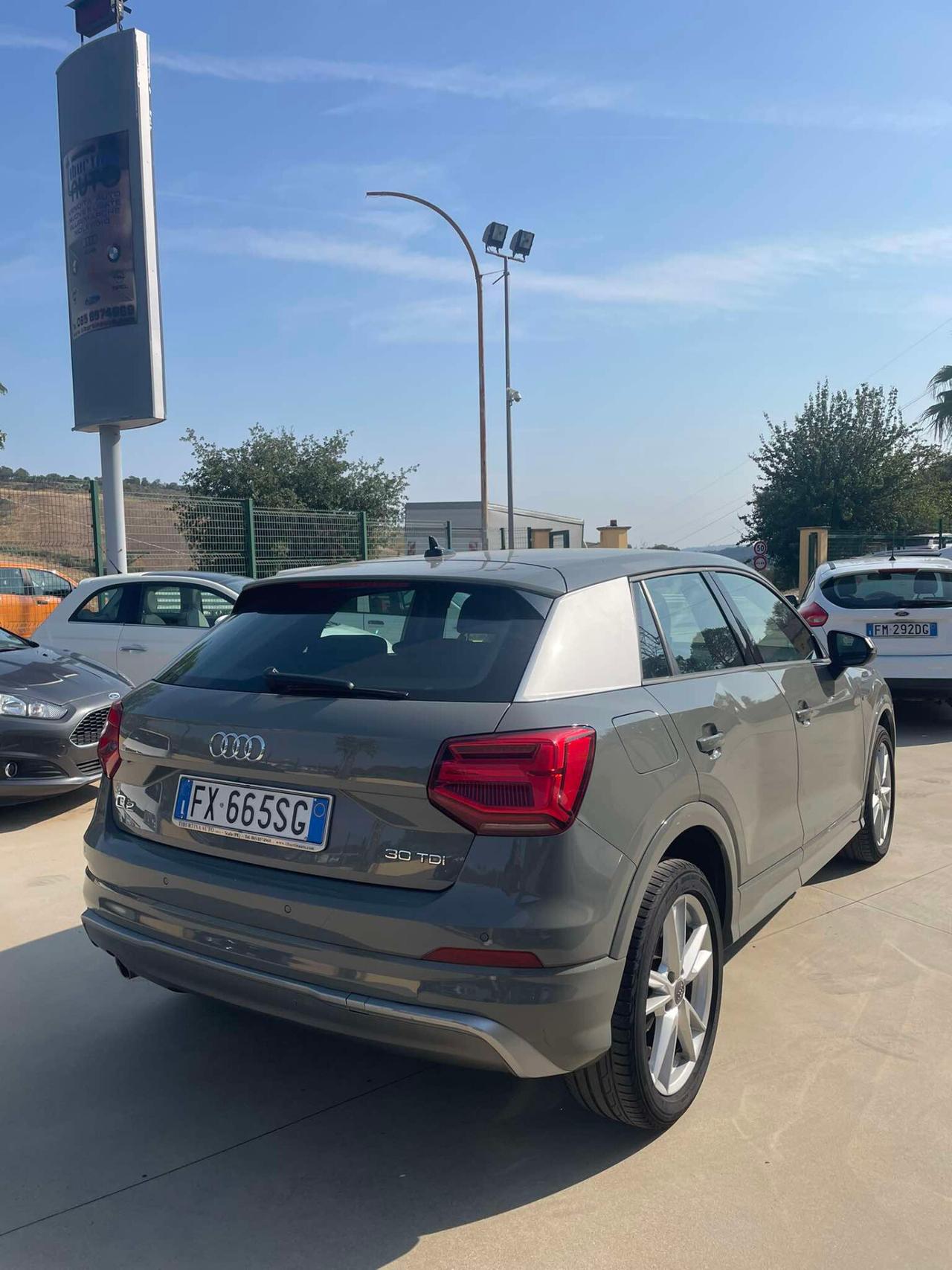 Audi Q2 30 TDI S line Edition