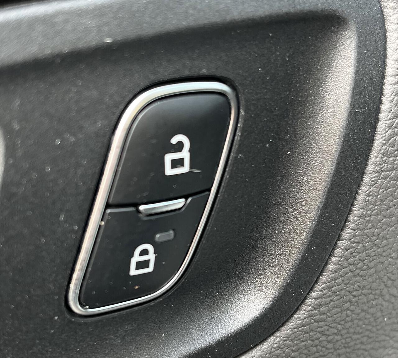 Ford Transit 350 2.0TDCi EcoBlue 130CV RWD PM Cab.Trend