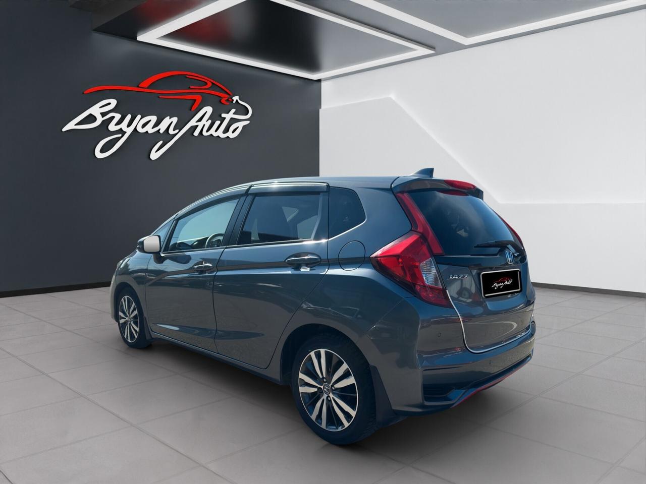 Honda Jazz 1.3 Elegance Navi ADAS