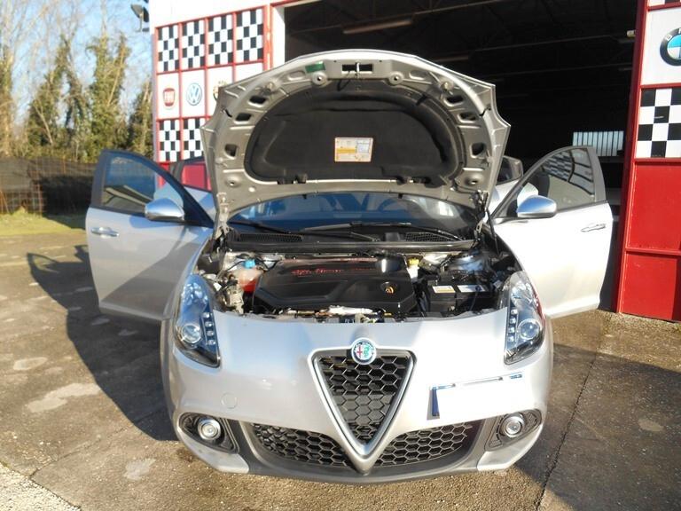 Alfa Romeo Giulietta 1.6 JTDm 120 CV Super NEOPATENTATI