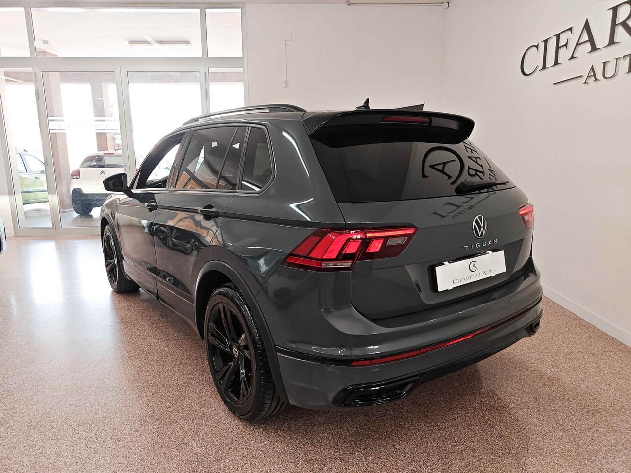 Volkswagen Tiguan 2.0 TDI 150 CV SCR DSG R-Line