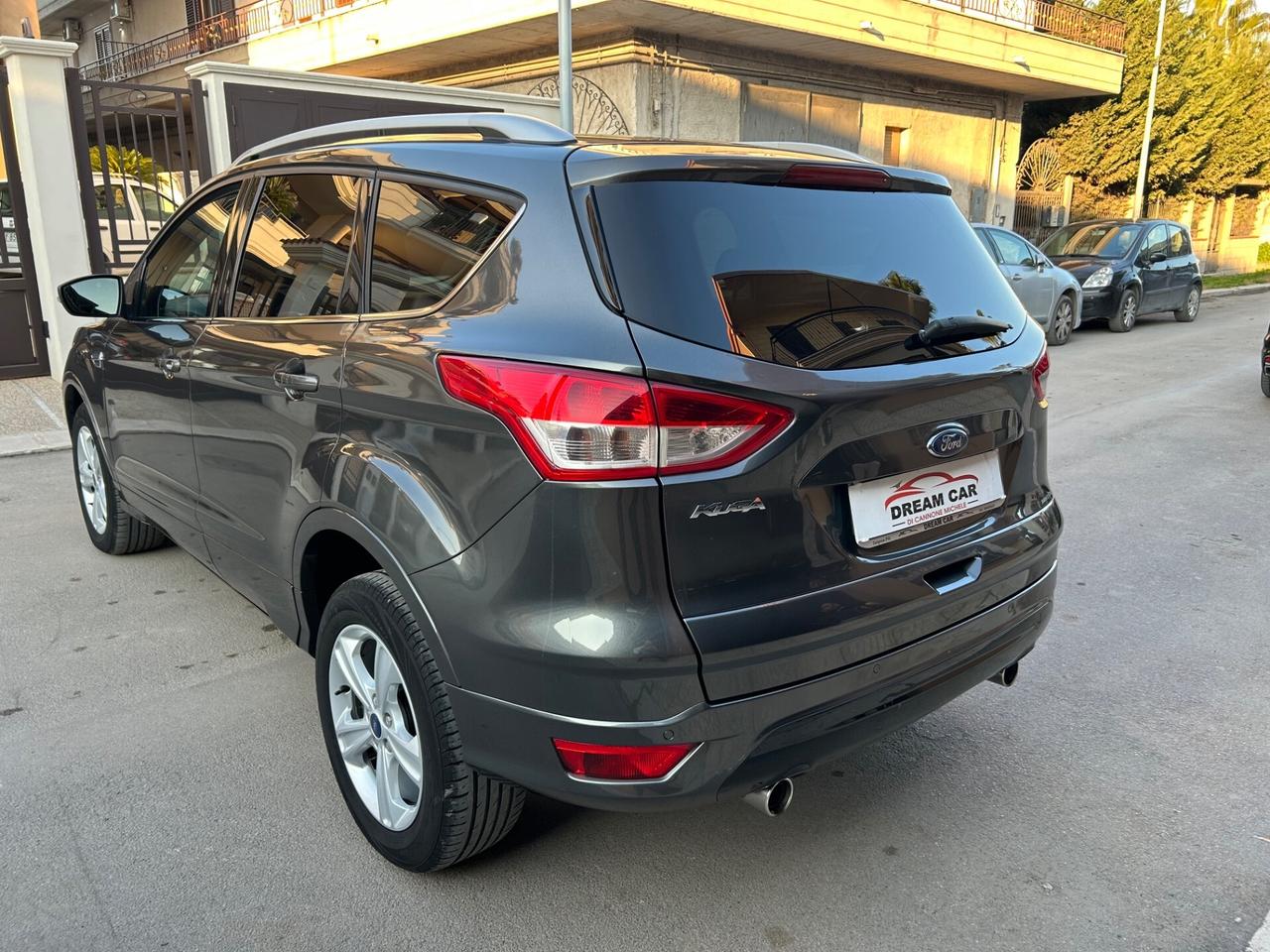 Ford Kuga 2.0 TDCI 120 CV S&S 2WD Titanium