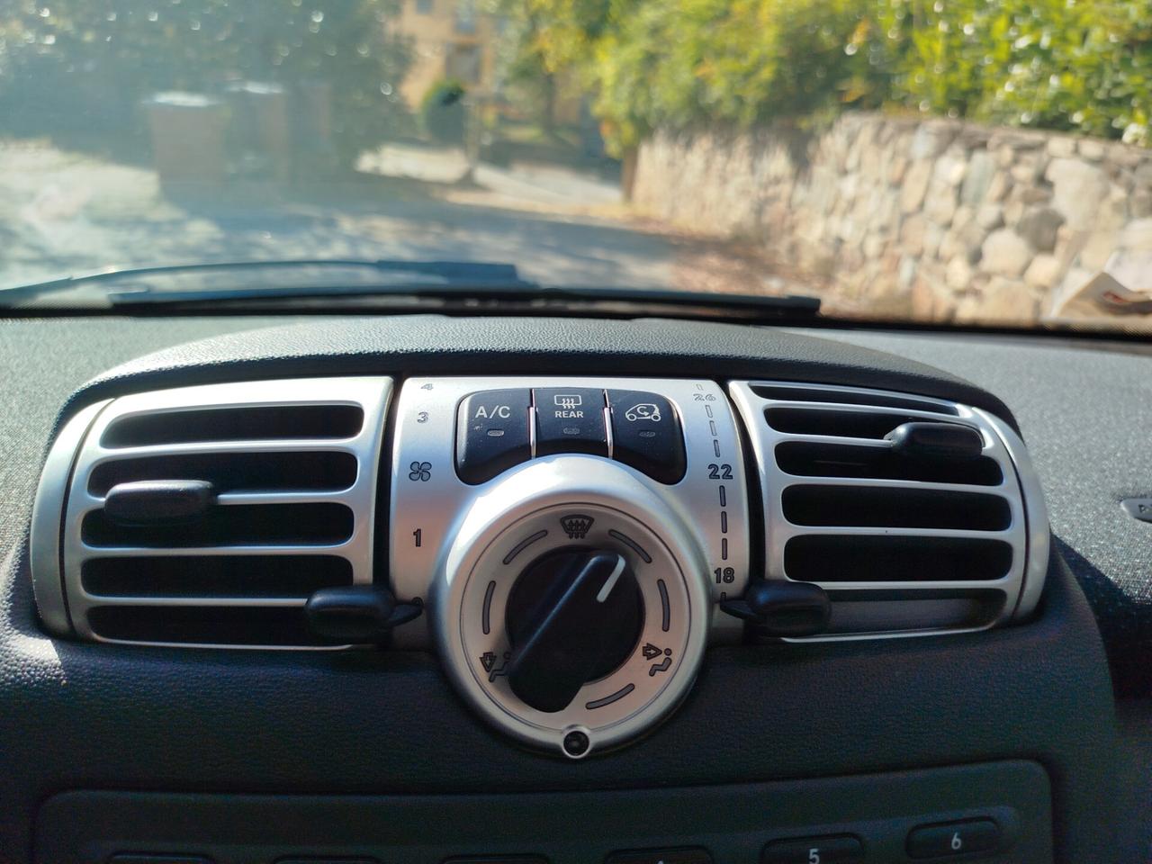 Smart ForTwo 1000 52 kW coupé pure