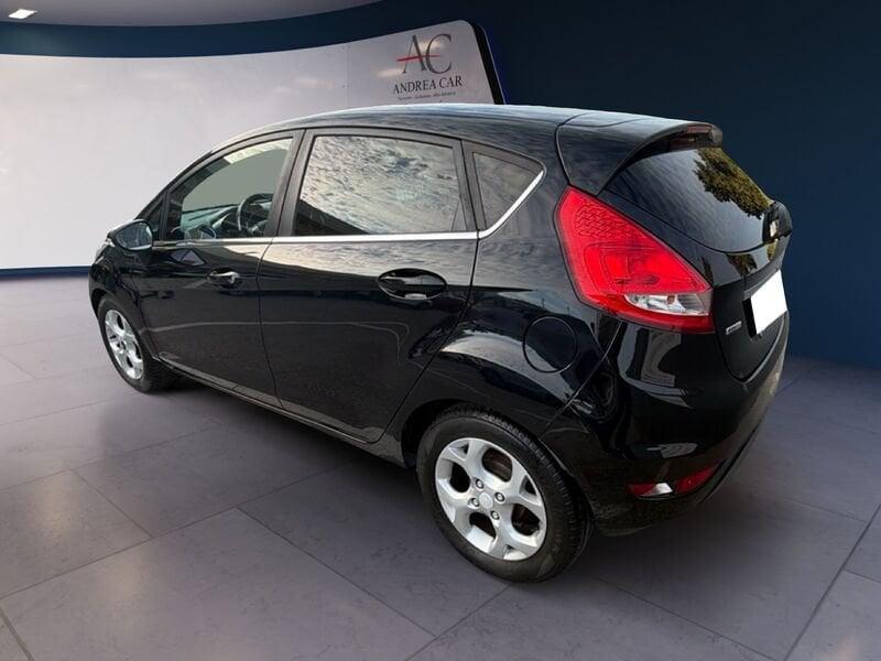 Ford Fiesta Fiesta 5p 1.4 tdci Titanium