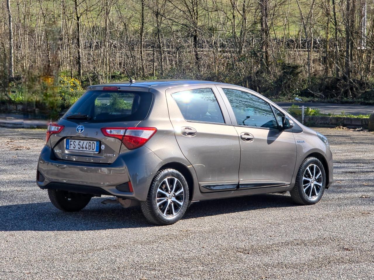 Toyota Yaris 1.5 Hybrid 5 porte Business 2018-E6 Automatico NEO