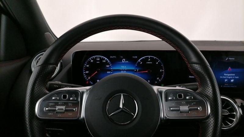 Mercedes-Benz GLA 220 d Premium 4matic auto