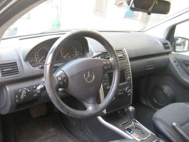 MERCEDES-BENZ A 160 AUTOMATIC PREMIUM