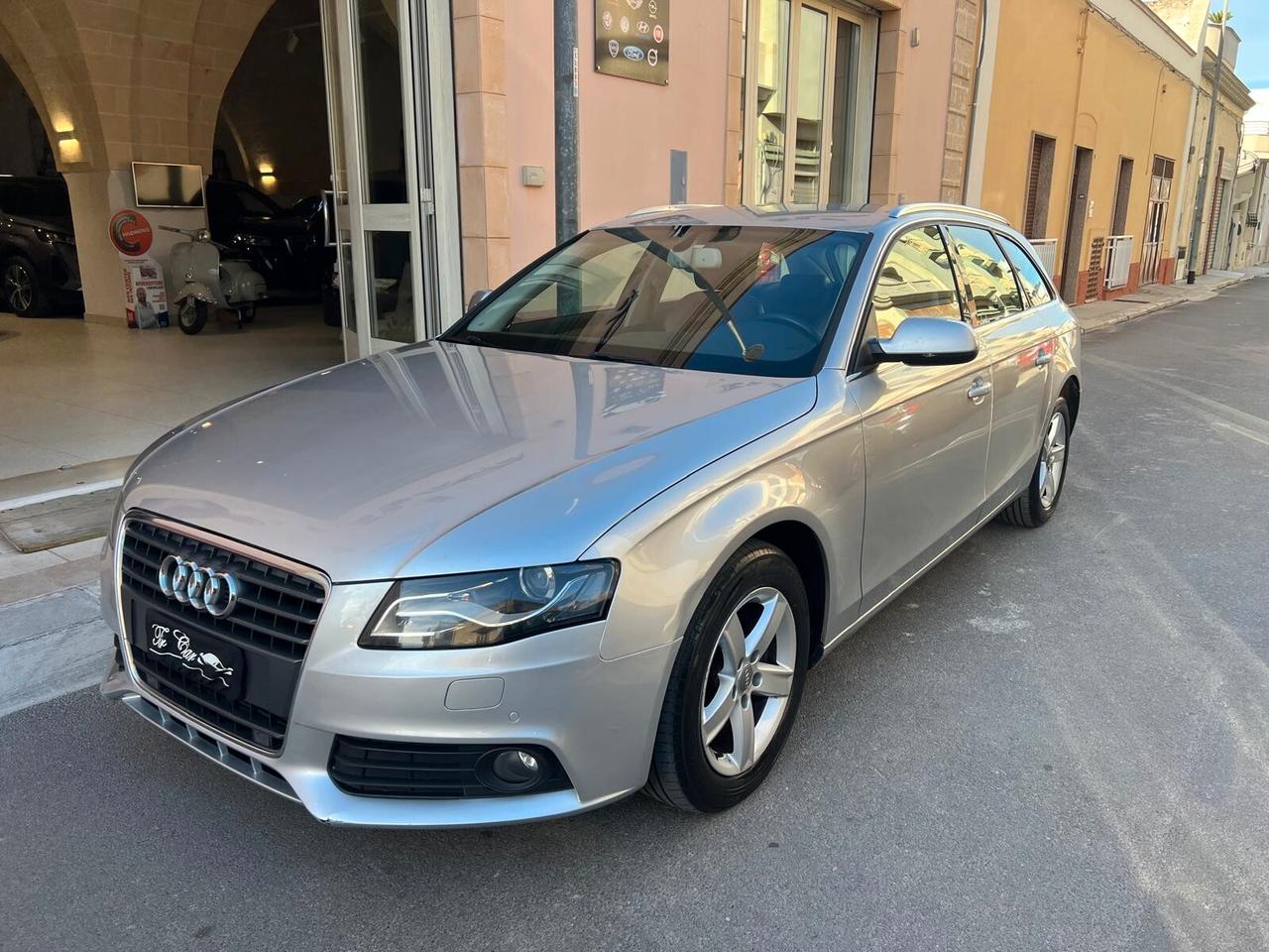 AUDI A4 AVANT 2.0 TDI 143CV 105KW CRUISE PELLE NEOPATENTATI ANNO 2010