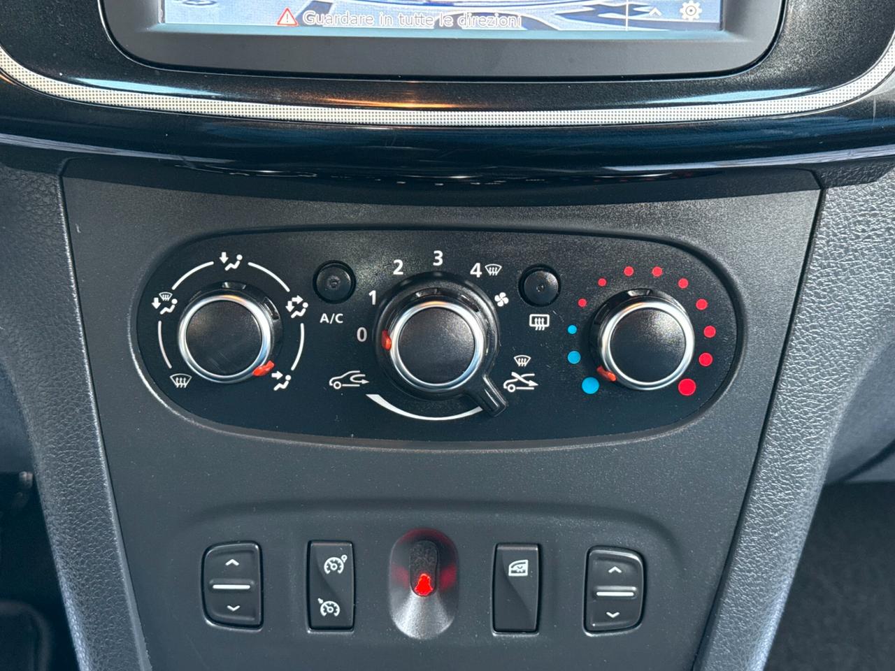 Dacia Sandero 0.9 TCe 90CV NAVI CAMERA LED - 2018