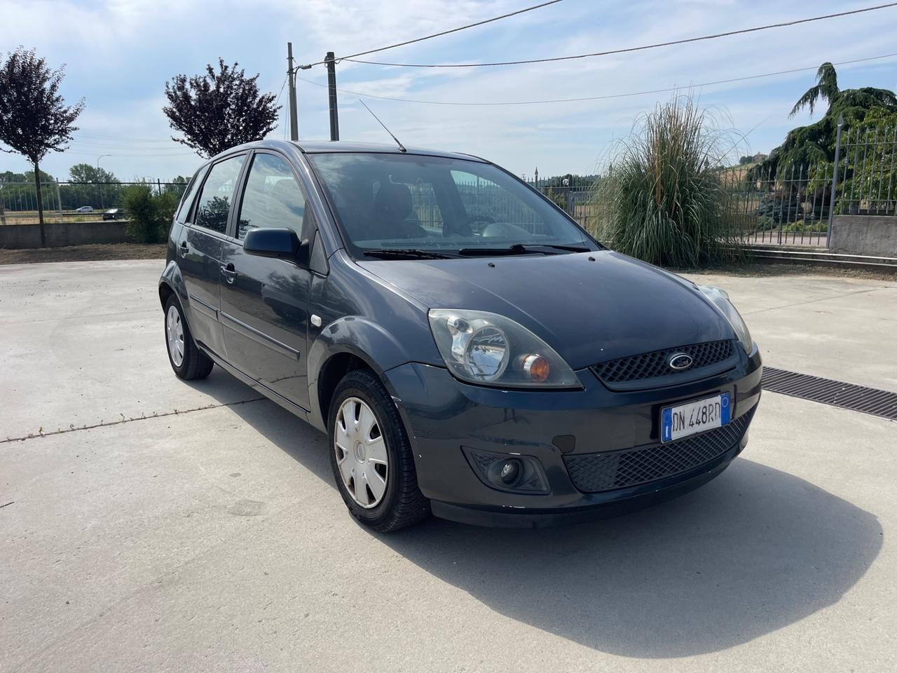 Ford Fiesta 1.4 TDCi 5porte