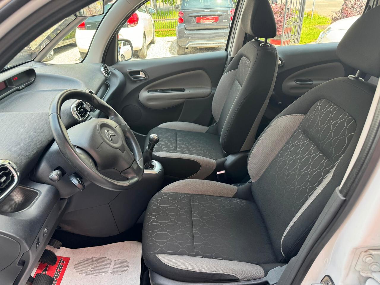 Citroen C3 Picasso 1.4 VTi 95 GPL airdream Seduction