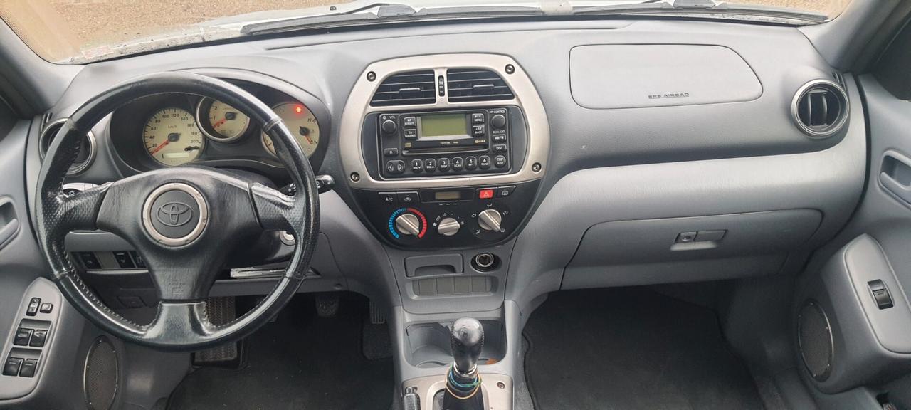 Toyota RAV 4 RAV4 2.0 Tdi D-4D 5 P. PERFETTA