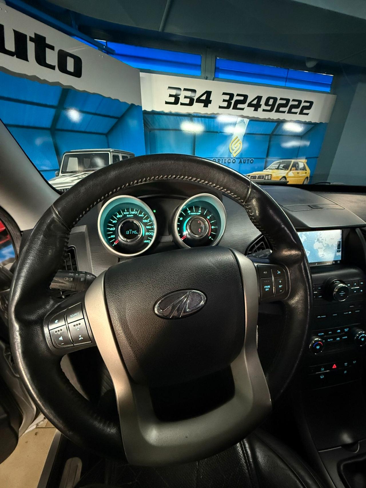 XUV500 5POSTI N1 AUTOCARRO 4X4