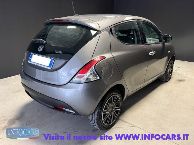 LANCIA Ypsilon 1.0 Hybrid 70 cv Silver Plus - Neopatentati PROMO