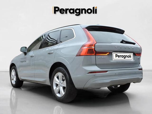VOLVO XC60 B5 (benzina) AWD Core automatica Aziendale