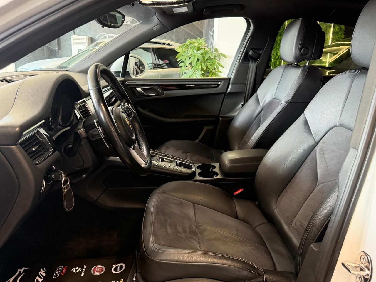 PORSCHE MACAN S 3.0 D 250CV TETTO PELLE NAVI ANNO 2014