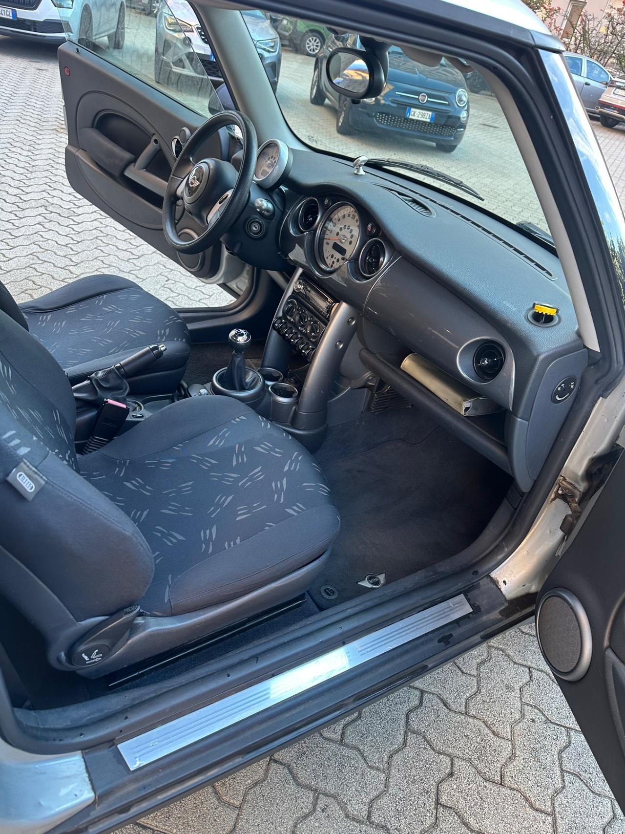 Mini 1.6 16V One de luxe
