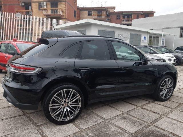 PORSCHE Macan 2.0