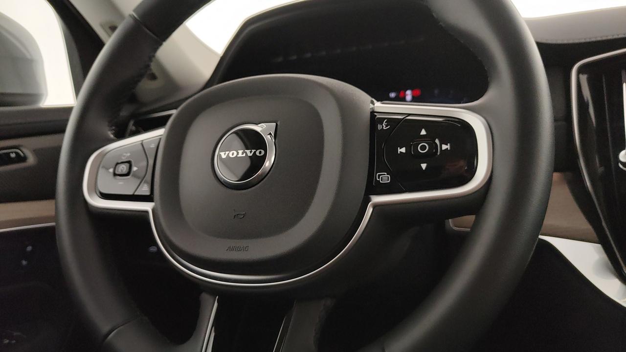 VOLVO XC90 2.0 b5 Plus Bright awd 7p.ti auto