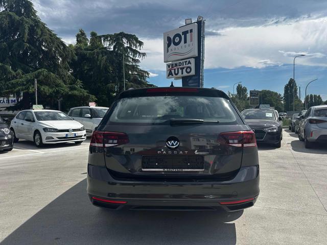 VOLKSWAGEN Passat Variant 2.0 TDI SCR EVO Business "PARI AL NUOVO"