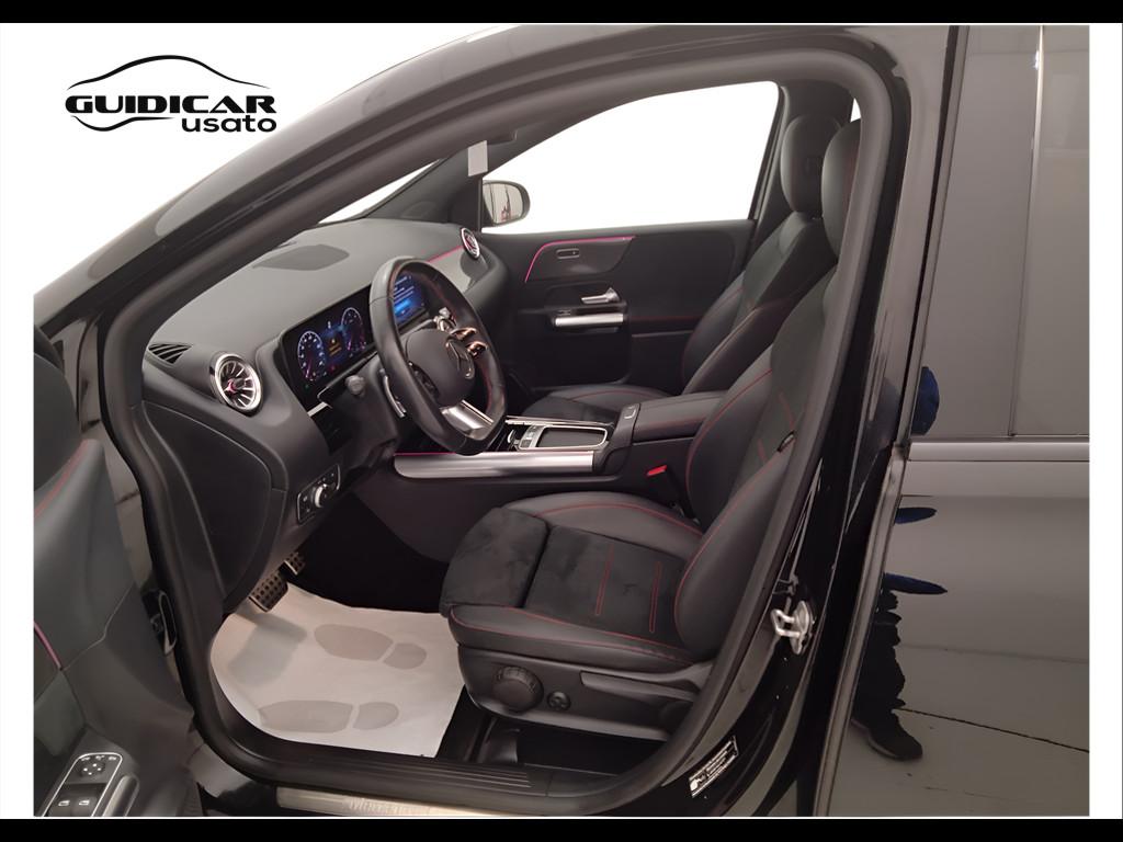 Mercedes-Benz Classe B - W247 2023 - B 180 d AMG Line Advanced Plus auto