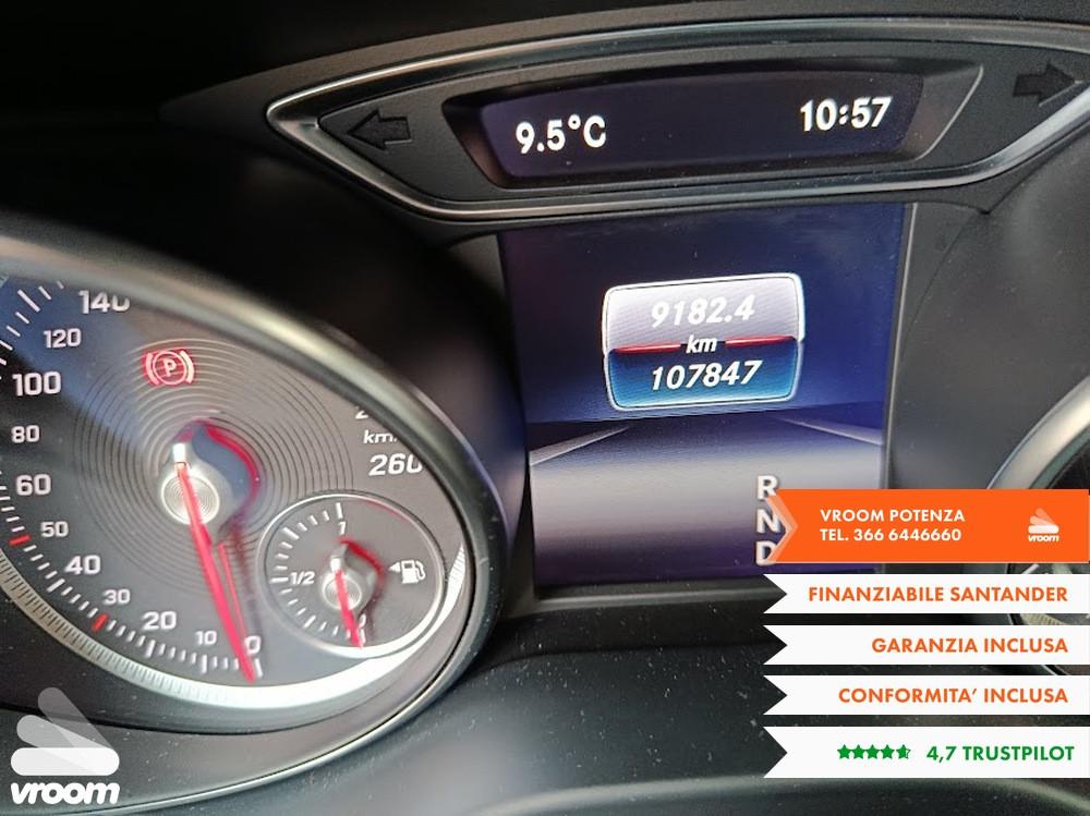 MERCEDES GLA (X156) GLA 200 d Automati...