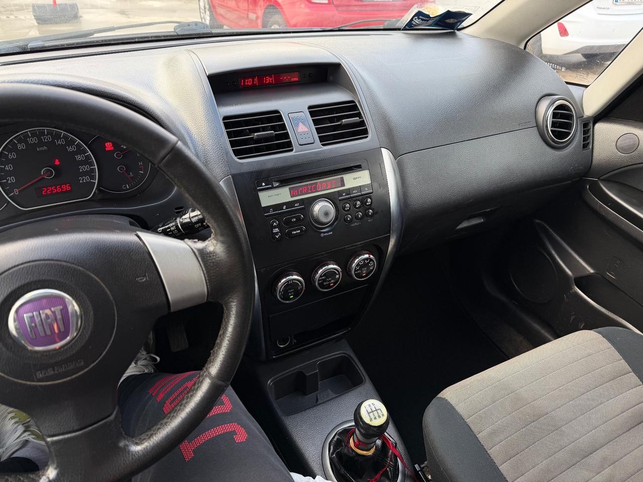 Fiat Sedici 1.9 MJT 4x4 Emotion