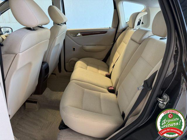 MERCEDES-BENZ A 170 Elegance Edition 10