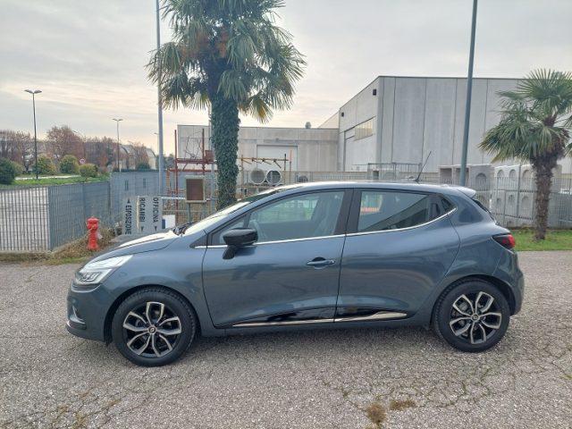 RENAULT Clio TCe 12V 90 CV 5 porte Moschino Intens