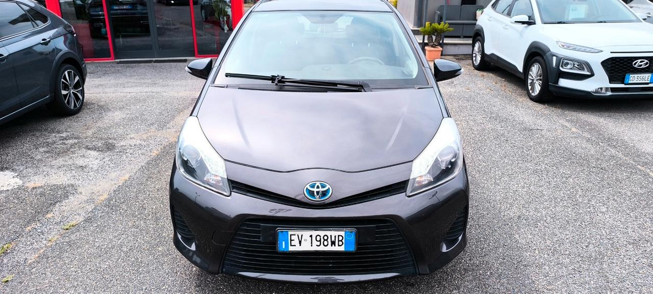 Toyota Yaris 1.5 Hybrid 5 porte Lounge CAMERA NAVI BI-ZONA