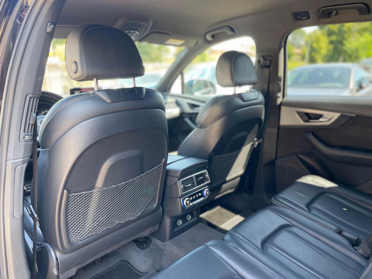 Audi Q7 II 3.0 TDI Ultra Quattro Tiptronic S-LINE 7 POSTI