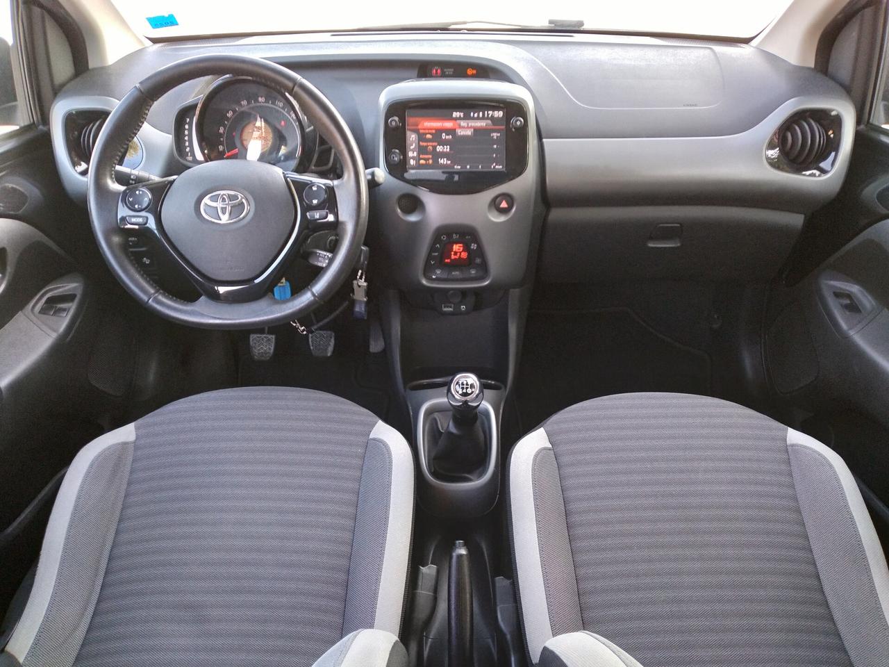 Toyota Aygo 1.0 VVT-i 72 CV 5 porte x-play