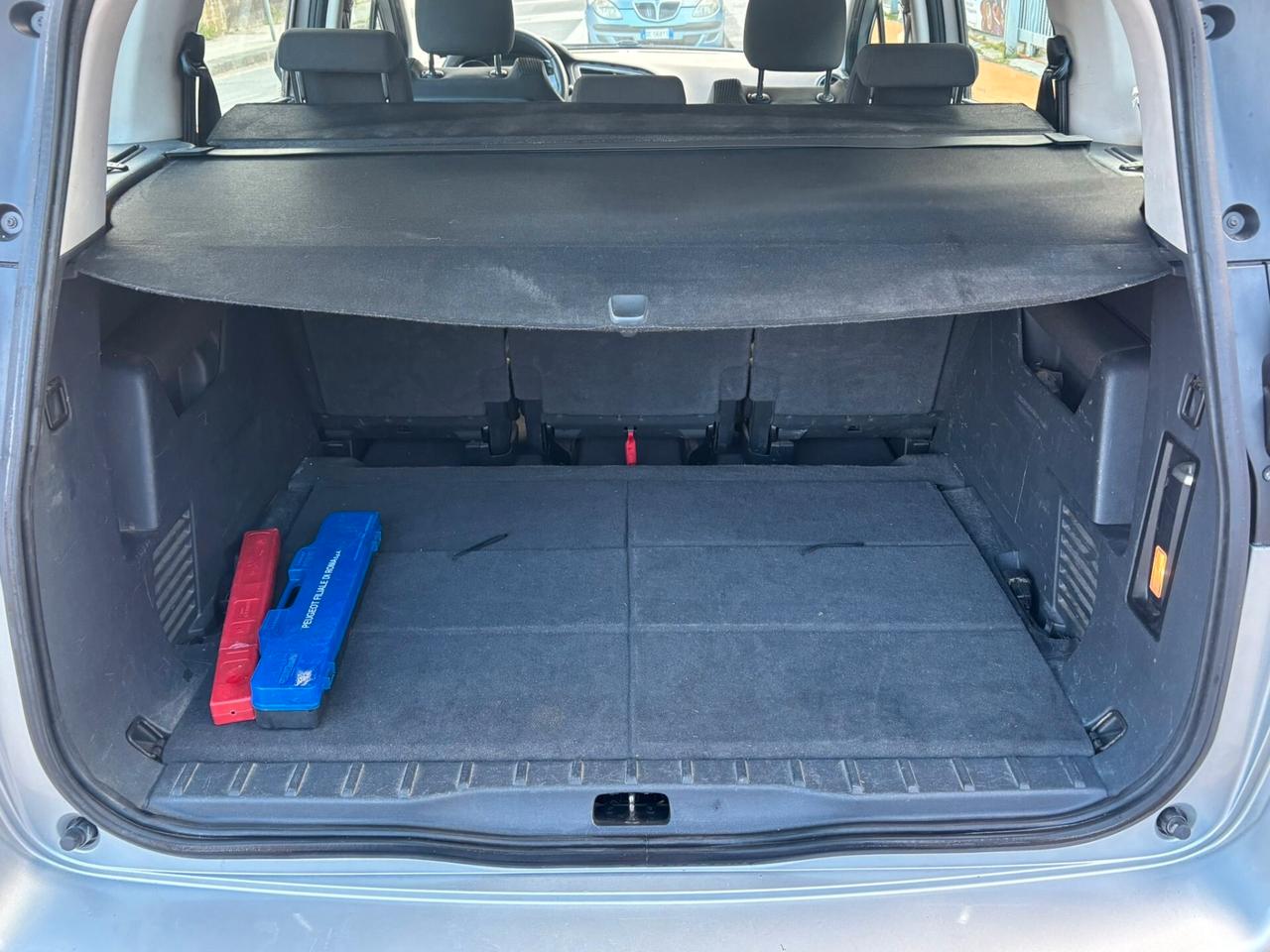 Peugeot 5008 1.6 HDi 112CV Business