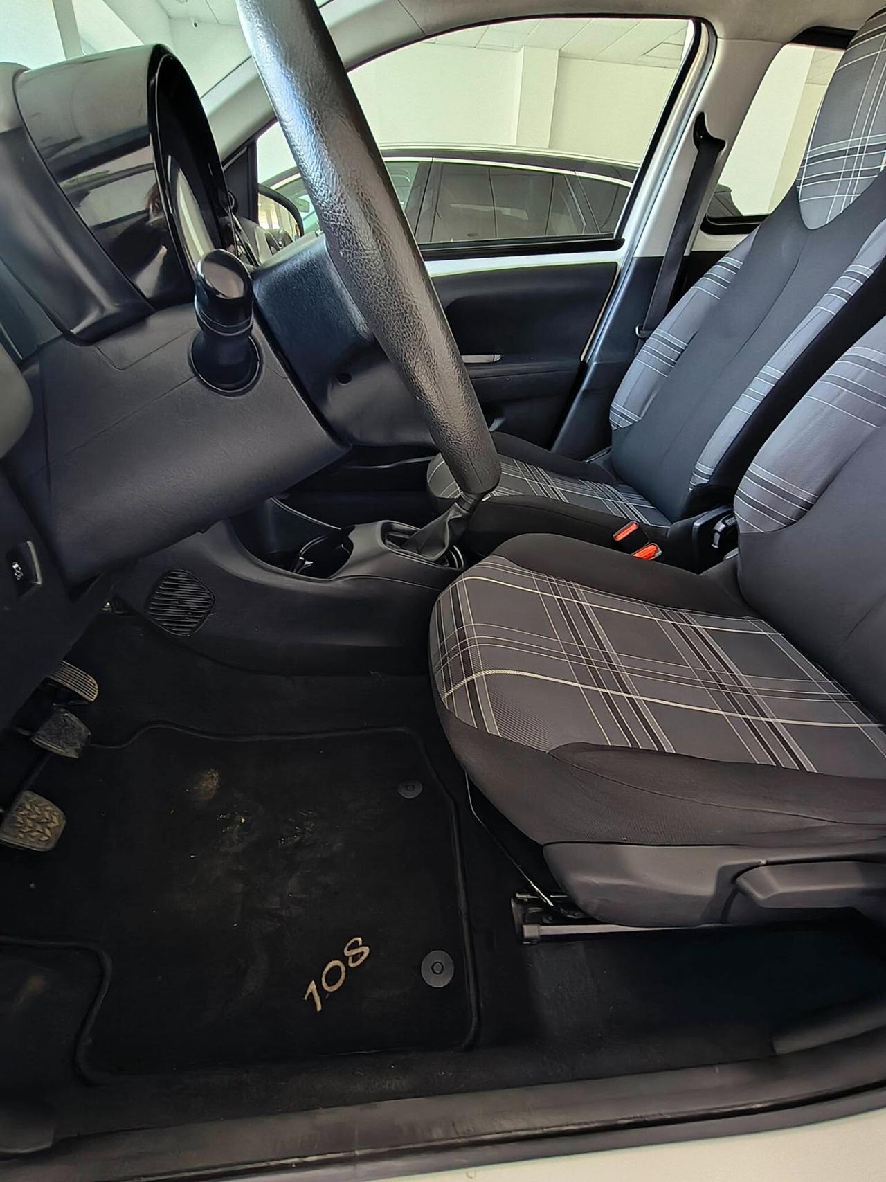 Peugeot 108 VTi 68 5 porte Active