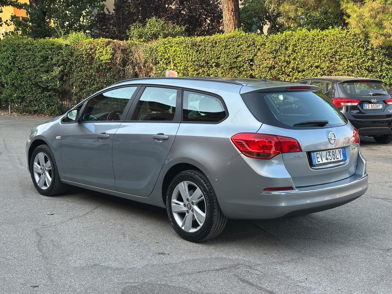 Opel Astra 1.7 CDTI 110CV 140mila km