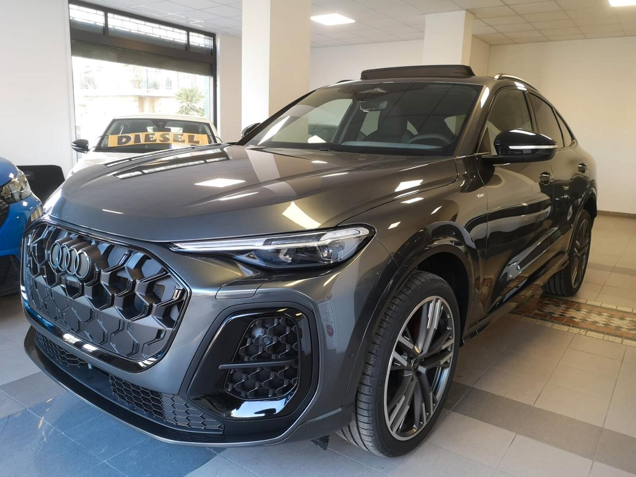 AUDI Q5 Sportback 40 TDI quattro S-tronic S-line 2025