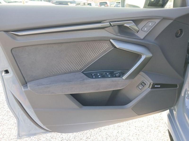 Audi A3 RS 3 SPB TFSI quattro S tronic