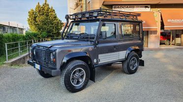 LAND ROVER DEFENDER 90 2.5 TD5 S.W. TOMB RAIDER LIMITED EDITION