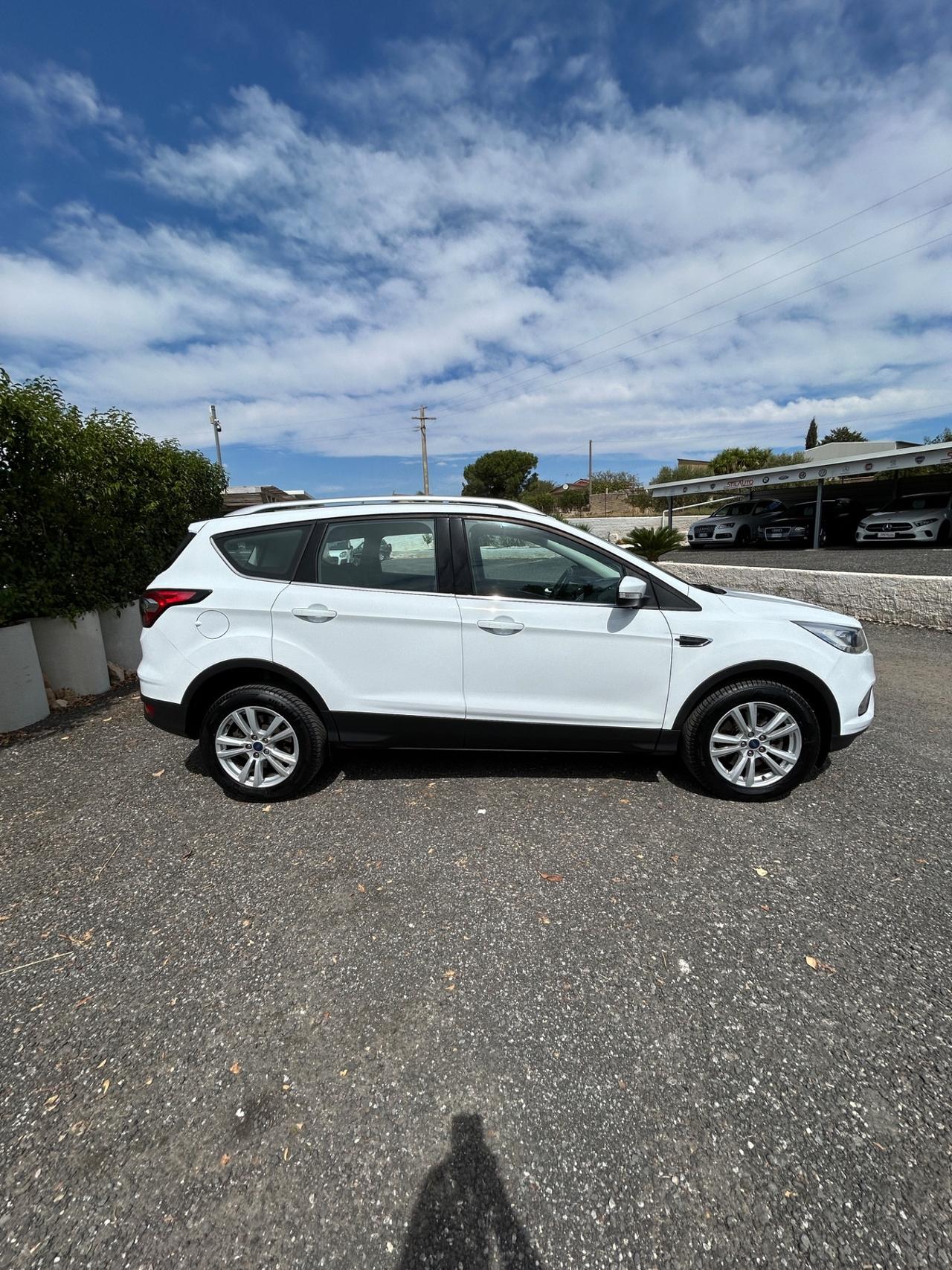 Ford Kuga 2.0 TDCI 120 CV S&S 2WD Business