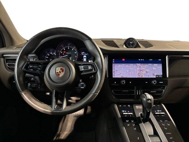 PORSCHE Macan 2.0 T