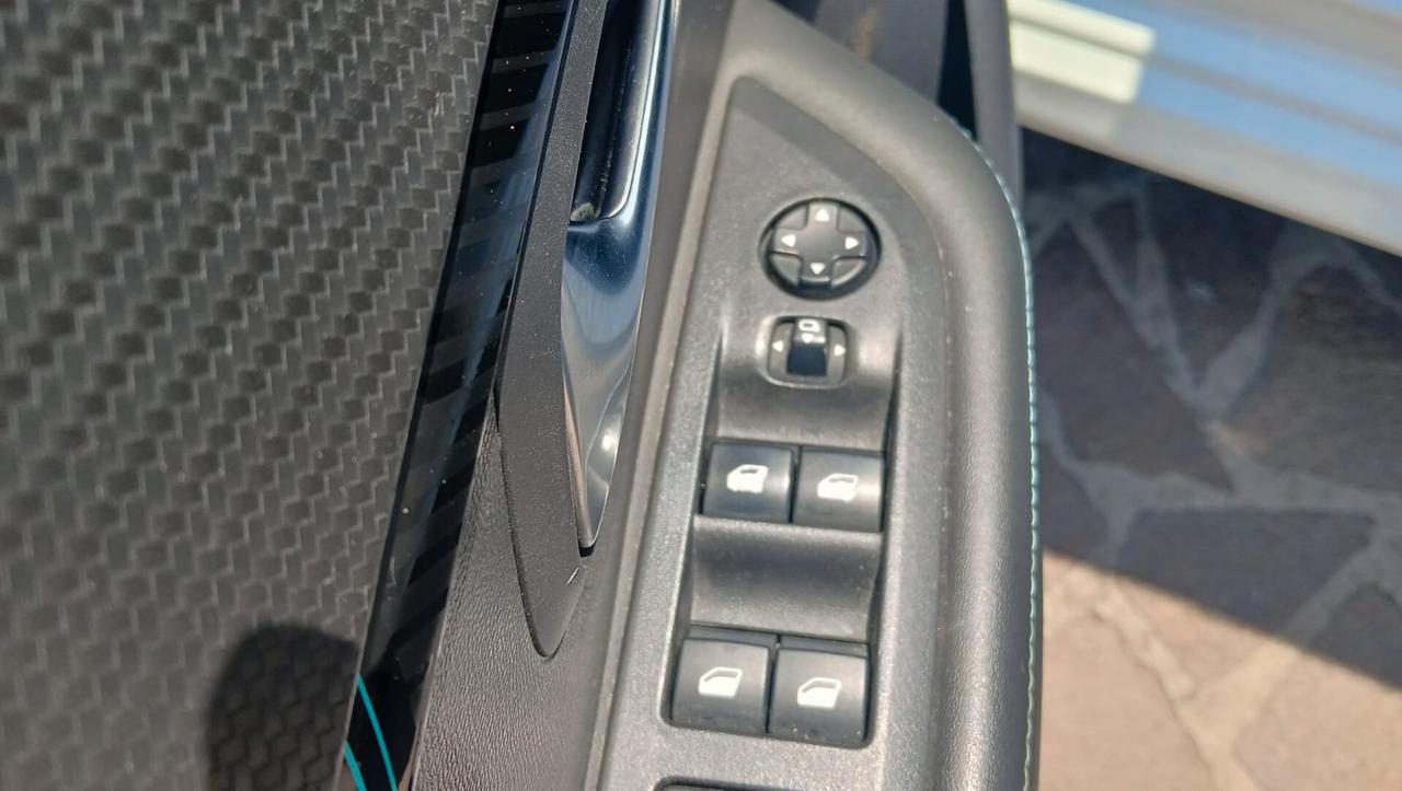 Peugeot 208 BlueHDi 100 Stop&Start 5 porte Allure