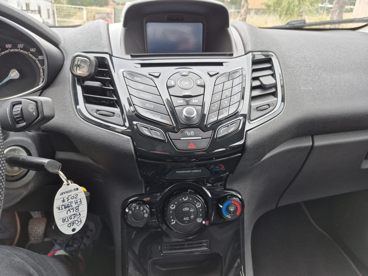 Ford Fiesta 1.5 TDCi 75CV 5 porte Titanium