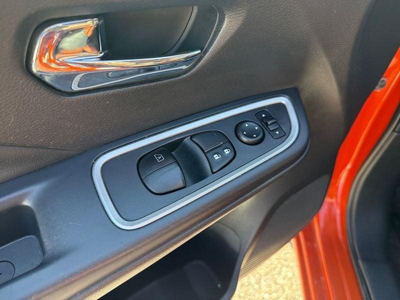 Nissan Micra 1.0 Acenta 71cv