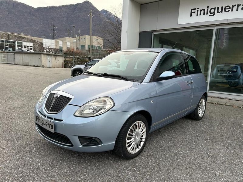 Lancia Ypsilon 1.2 Argento