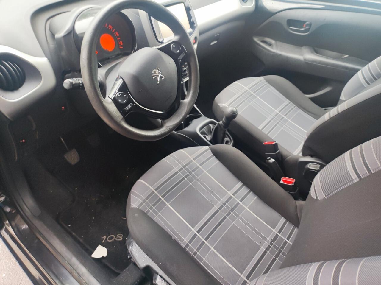 Peugeot 108 VTi 68 5 porte Allure