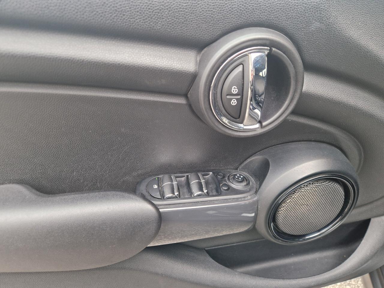 Mini Cooper D 1.5 136cv 5porte *FRIZIONE NUOVA*