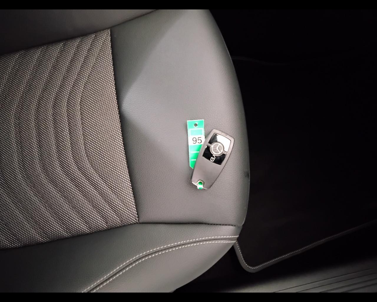 Mercedes-Benz Classe A - W177 2023 - A 180 d Advanced auto