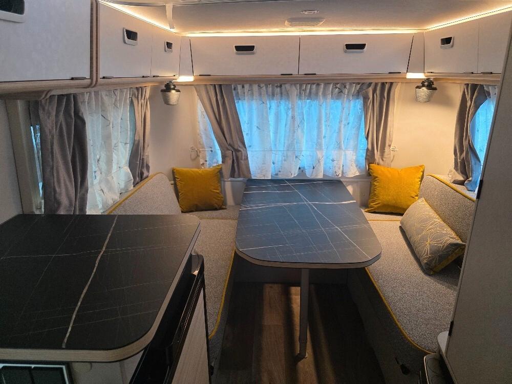 CARAVAN HYMER ERIBA TOURING 320 URBAN