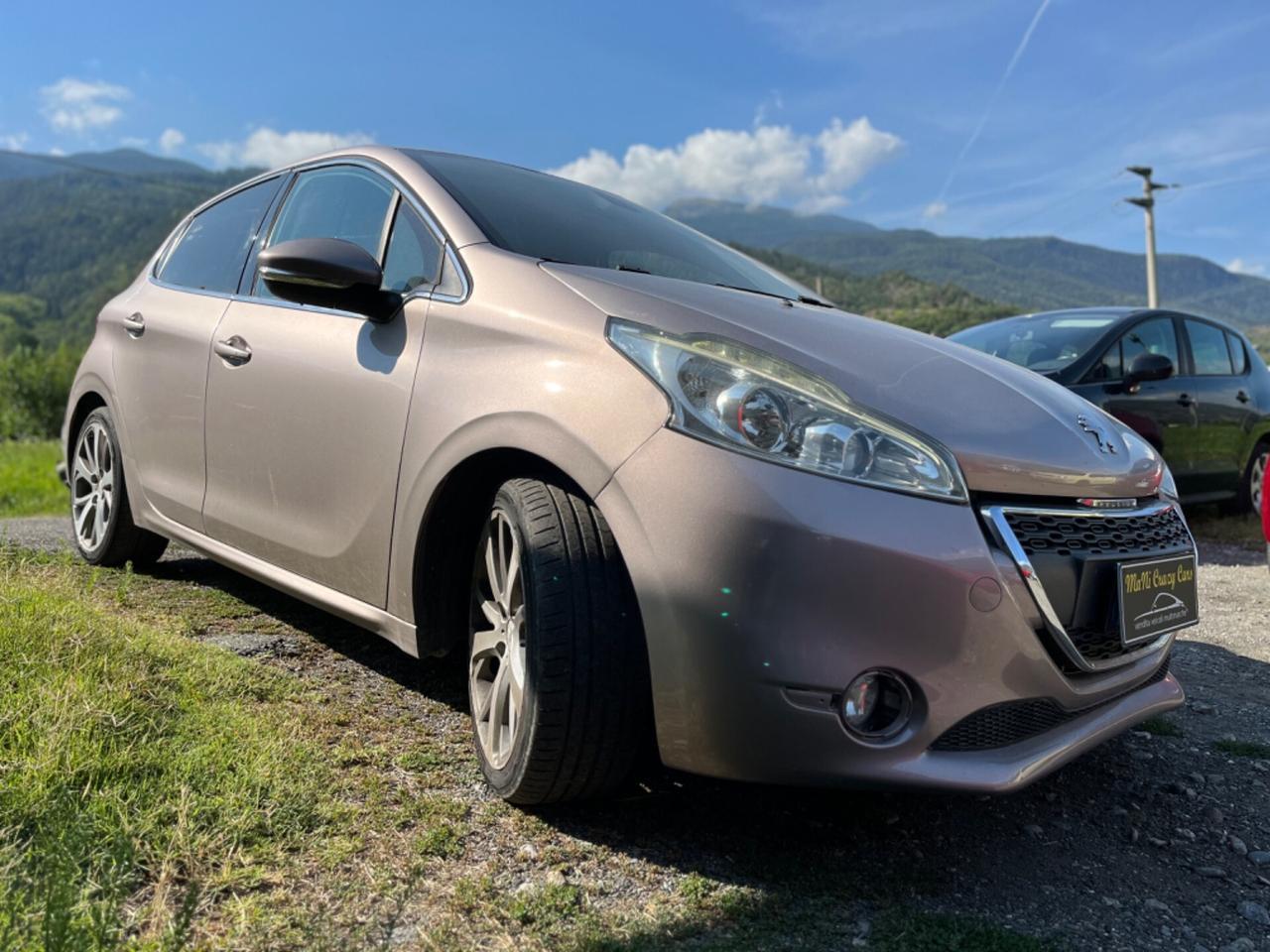Peugeot 208 1.6 e-HDi 92 CV Stop&Start 5 porte Allure